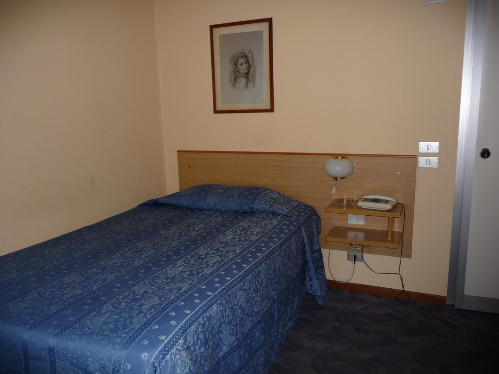 Hotel Astoria Altopascio Zewnętrze zdjęcie