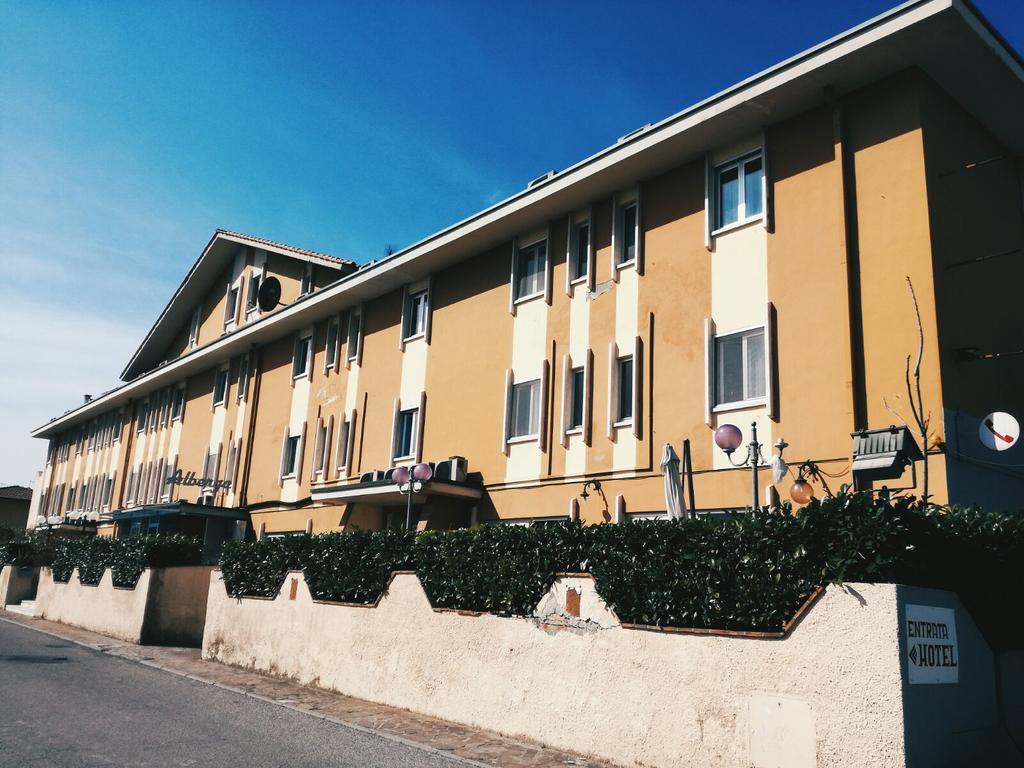 Hotel Astoria Altopascio Zewnętrze zdjęcie