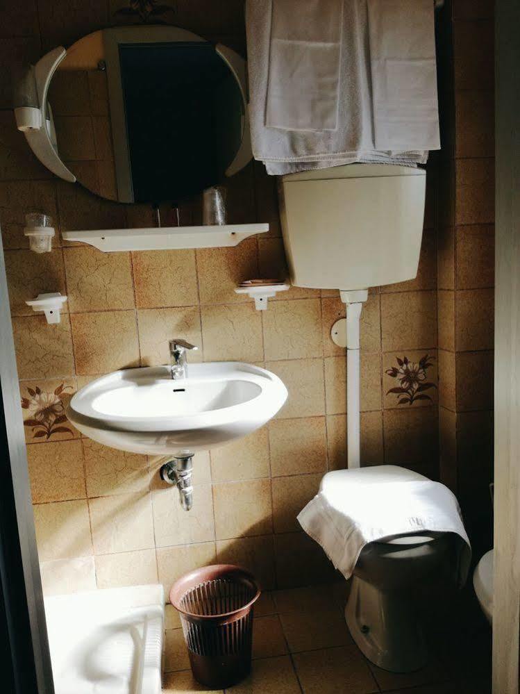 Hotel Astoria Altopascio Zewnętrze zdjęcie